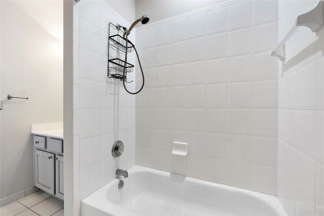 576 W Palm Aire Drive, Pompano Beach, FL 33069