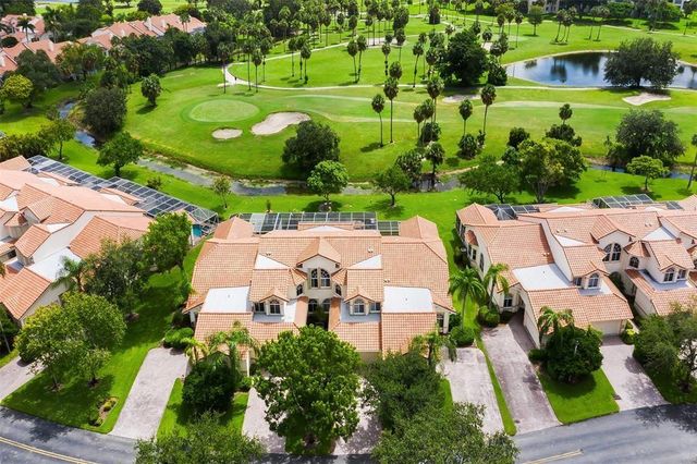 576 W Palm Aire Drive, Pompano Beach, FL 33069