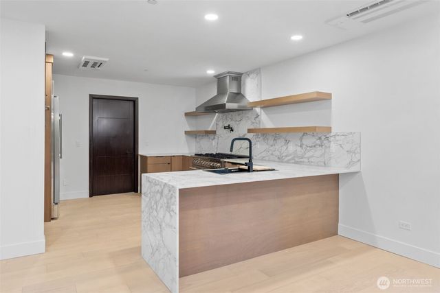 7907 240th Street SW, Edmonds, WA 98026