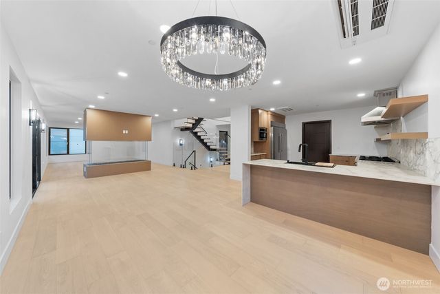 7907 240th Street SW, Edmonds, WA 98026