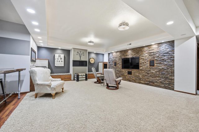 1210 6th Avenue NE, Dilworth, MN 56529