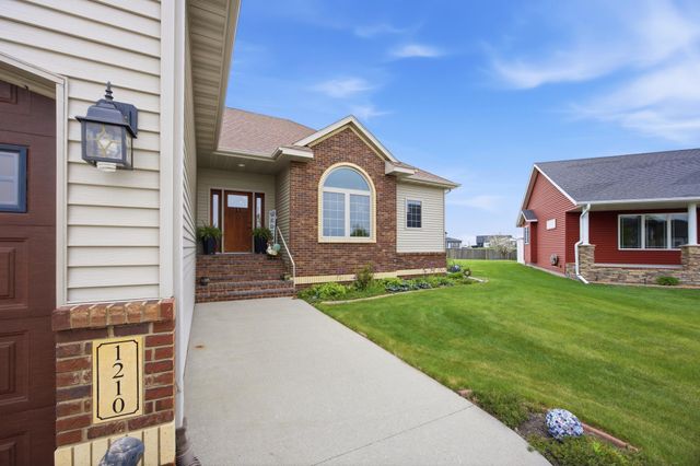 1210 6th Avenue NE, Dilworth, MN 56529
