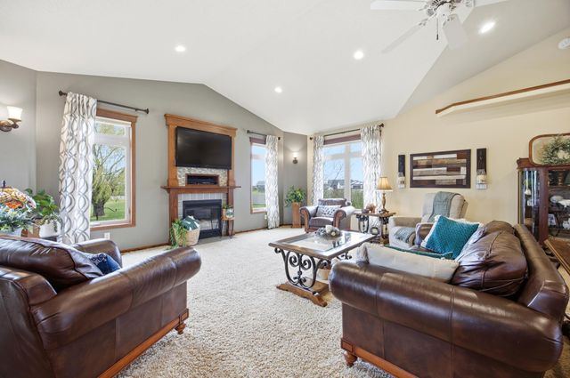 1210 6th Avenue NE, Dilworth, MN 56529