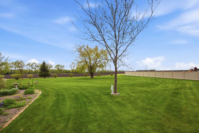 1210 6th Avenue NE, Dilworth, MN 56529