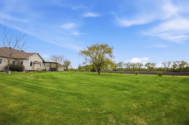 1210 6th Avenue NE, Dilworth, MN 56529