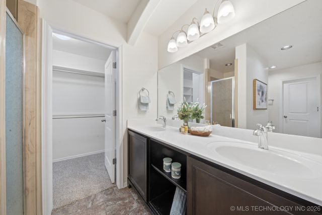 9097 E 138th Street S, Bixby, OK 74008