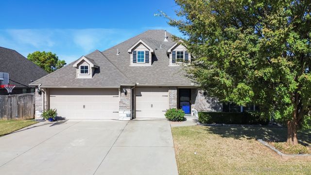 9097 E 138th Street S, Bixby, OK 74008