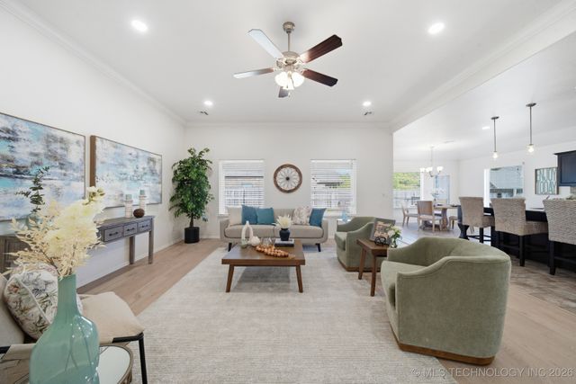 9097 E 138th Street S, Bixby, OK 74008