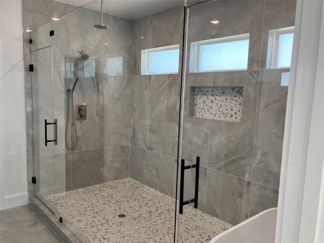 42101 Crooked Stick Drive, Whitney, TX 76692