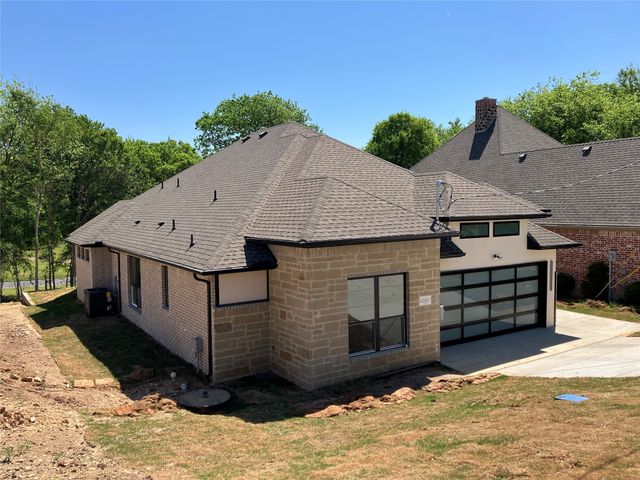 42101 Crooked Stick Drive, Whitney, TX 76692