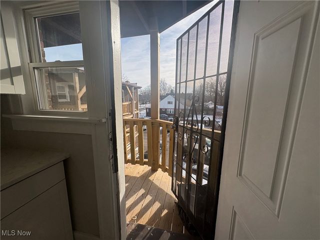 14236 Lakeshore Boulevard 6, Cleveland, OH 44110