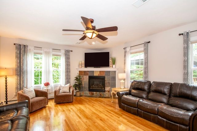24 Laurelwood, Norwell, MA 02061