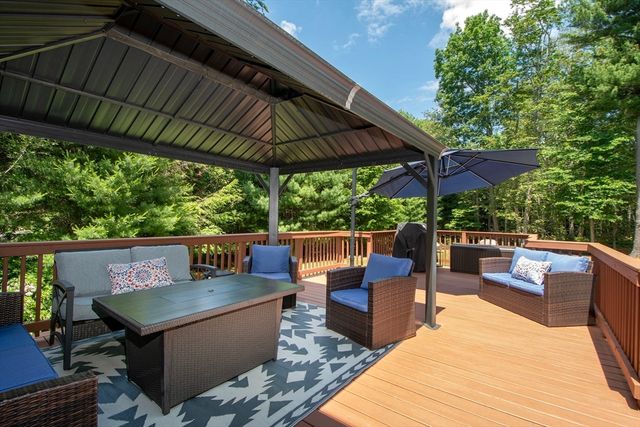 24 Laurelwood, Norwell, MA 02061