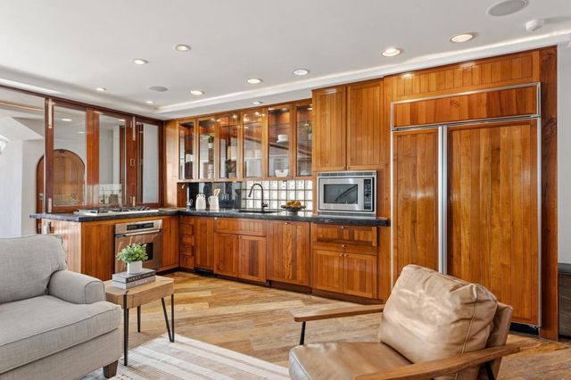 2617 Ocean Front Walk, San Diego, CA 92109