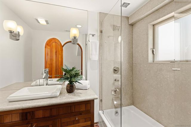 2617 Ocean Front Walk, San Diego, CA 92109