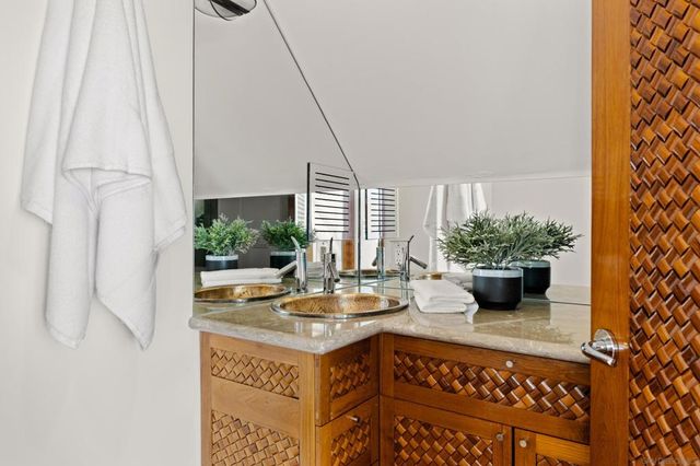 2617 Ocean Front Walk, San Diego, CA 92109