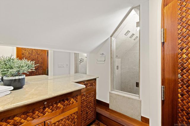 2617 Ocean Front Walk, San Diego, CA 92109