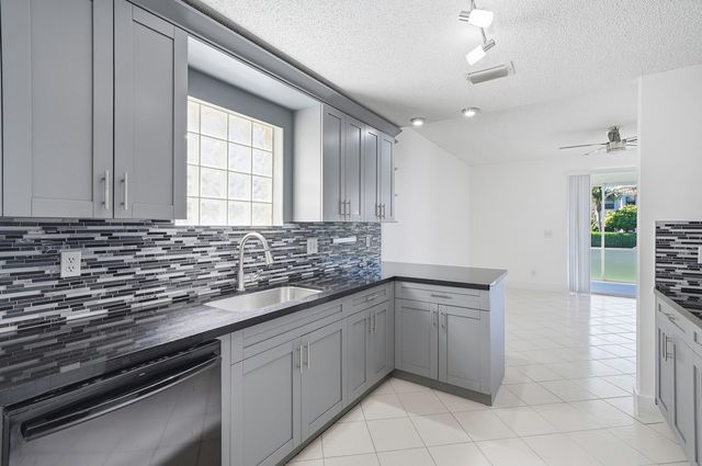 3422 NW 110 Way, Coral Springs, FL 33065