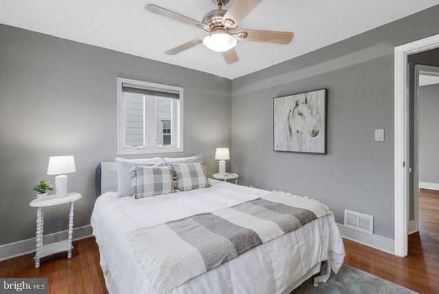 5-A CUSTIS AVE E, Alexandria, VA 22301