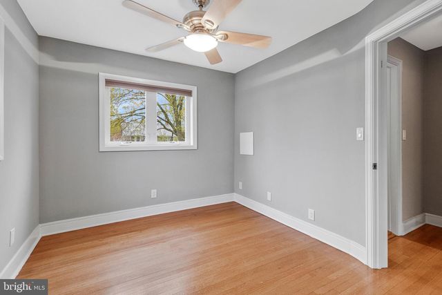 5-A CUSTIS AVE E, Alexandria, VA 22301