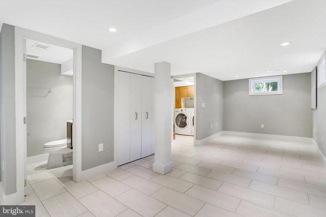 5-A CUSTIS AVE E, Alexandria, VA 22301