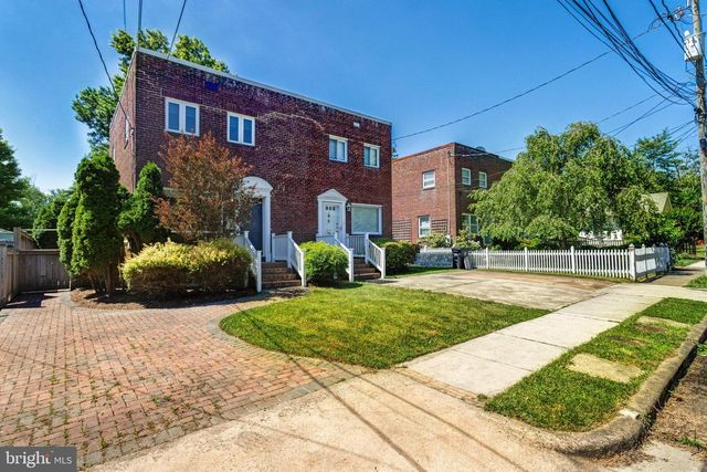 5-A CUSTIS AVE E, Alexandria, VA 22301