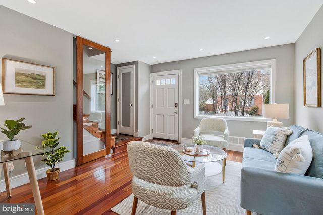 5-A CUSTIS AVE E, Alexandria, VA 22301