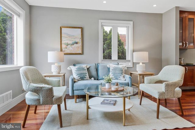 5-A CUSTIS AVE E, Alexandria, VA 22301