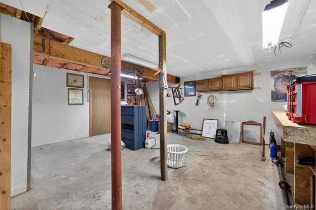 6 Dickinson Drive, Warwick, NY 10990