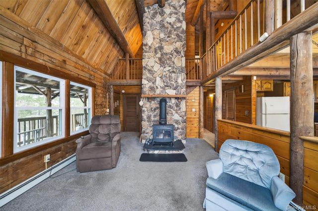 6 Dickinson Drive, Warwick, NY 10990