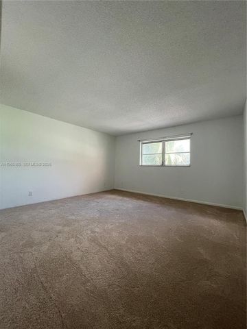2251 NW 48th Terrace 215, Lauderhill, FL 33313
