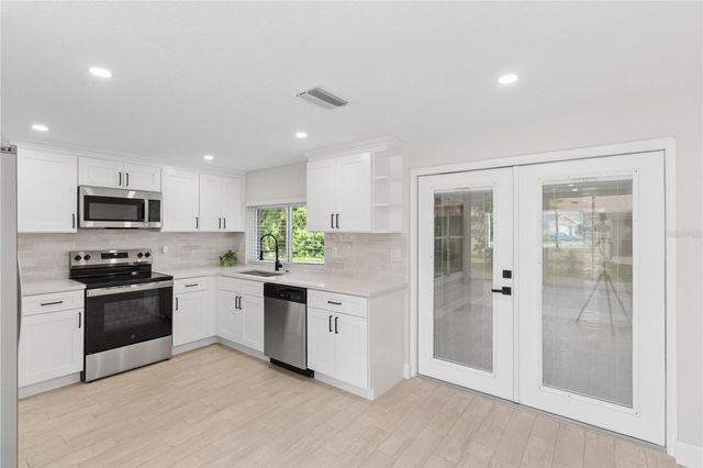 12220 MEADOWBROOK LANE, Hudson, FL 34667