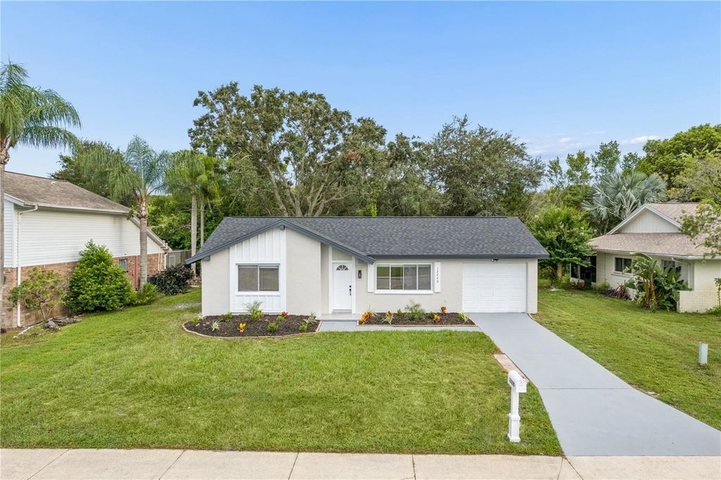 12220 MEADOWBROOK LANE, Hudson, FL 34667