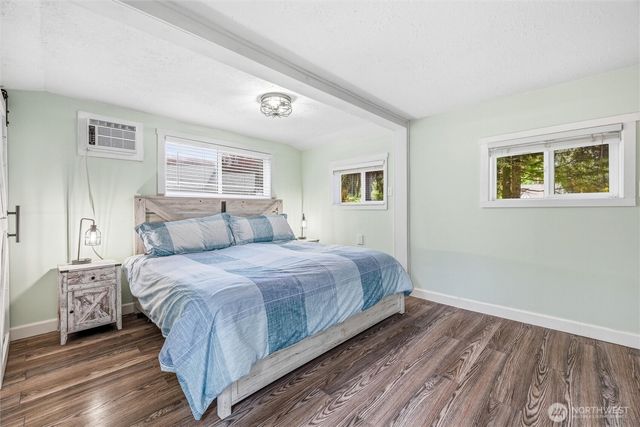 6124 Willow Pl, Maple Falls, WA 98266