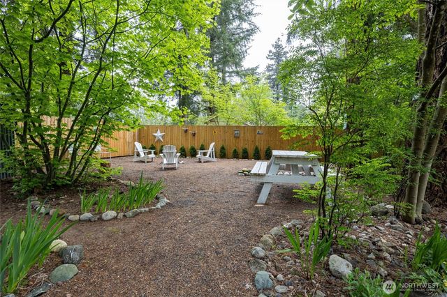 6124 Willow Pl, Maple Falls, WA 98266