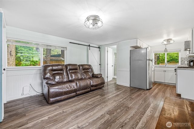 6124 Willow Pl, Maple Falls, WA 98266