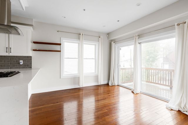 71 Savin St 2, Boston, MA 02119