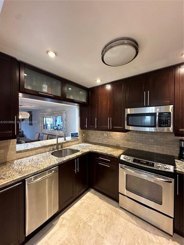 6901 Edgewater Dr 317, Coral Gables, FL 33133
