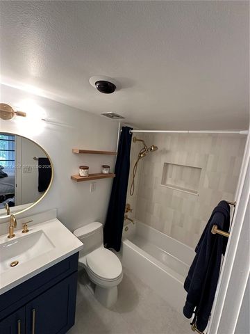 6901 Edgewater Dr 317, Coral Gables, FL 33133