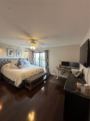 6901 Edgewater Dr 317, Coral Gables, FL 33133