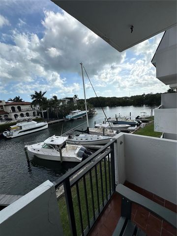 6901 Edgewater Dr 317, Coral Gables, FL 33133