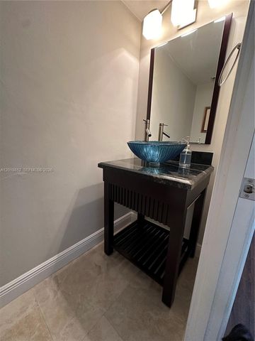 6901 Edgewater Dr 317, Coral Gables, FL 33133