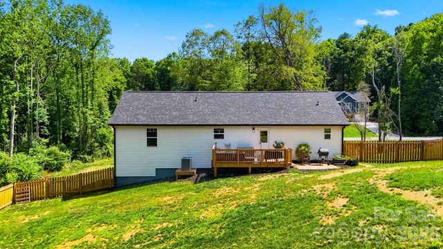 2370 Ellen Street, Granite Falls, NC 28630