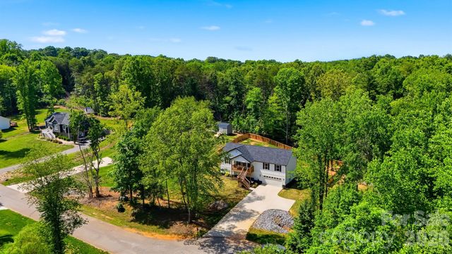 2370 Ellen Street, Granite Falls, NC 28630