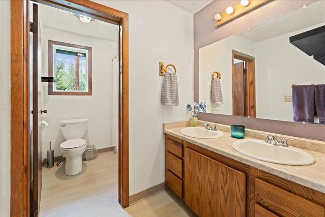 3385 VENUS DRIVE, North Pole, AK 99705