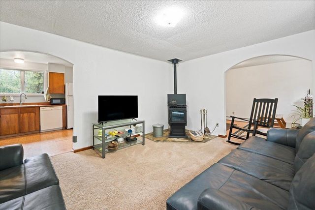3385 VENUS DRIVE, North Pole, AK 99705