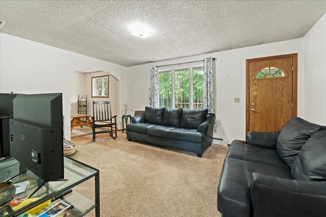 3385 VENUS DRIVE, North Pole, AK 99705