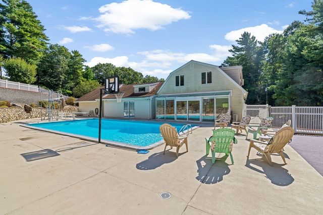 18 James Rd, Duxbury, MA 02332