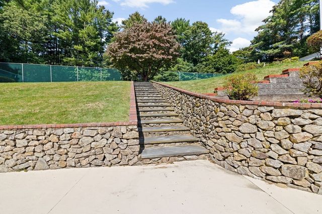 18 James Rd, Duxbury, MA 02332