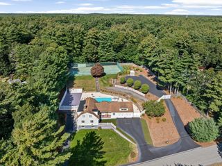 18 James Rd, Duxbury, MA 02332